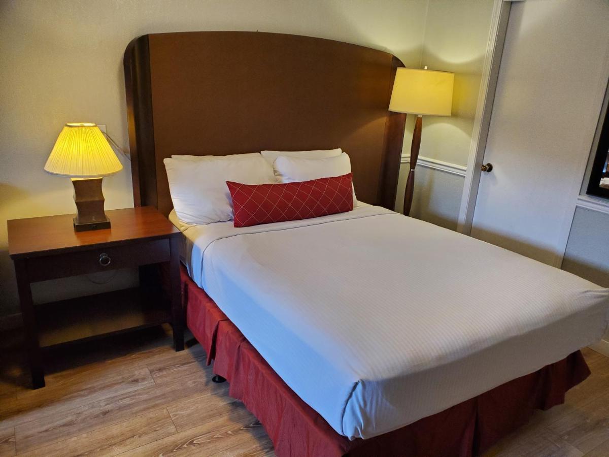 Alpine Inn Abbotsford Eksteriør bilde